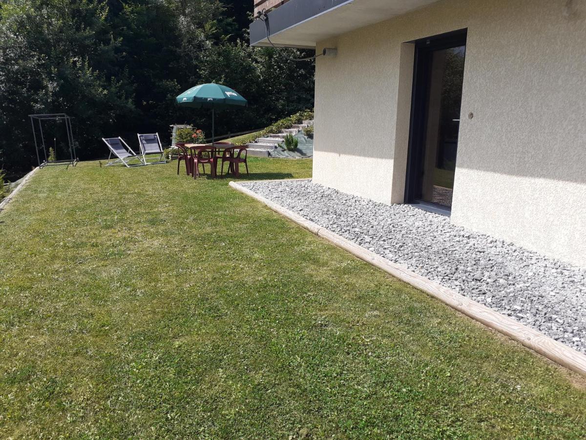 Appartement En Rez De Jardin Thénésol 外观 照片