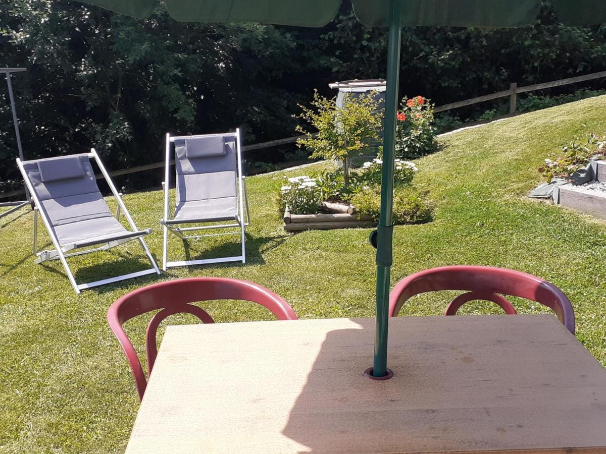 Appartement En Rez De Jardin Thénésol 外观 照片